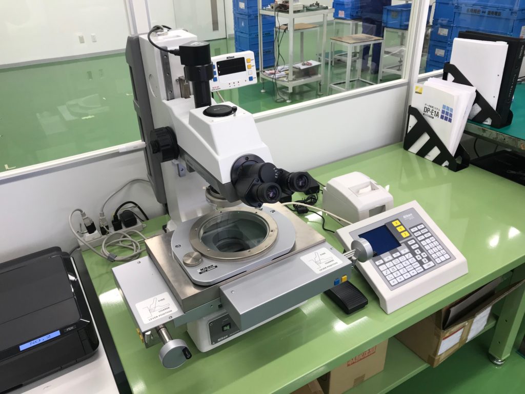 Measuring microscope (MM-400)